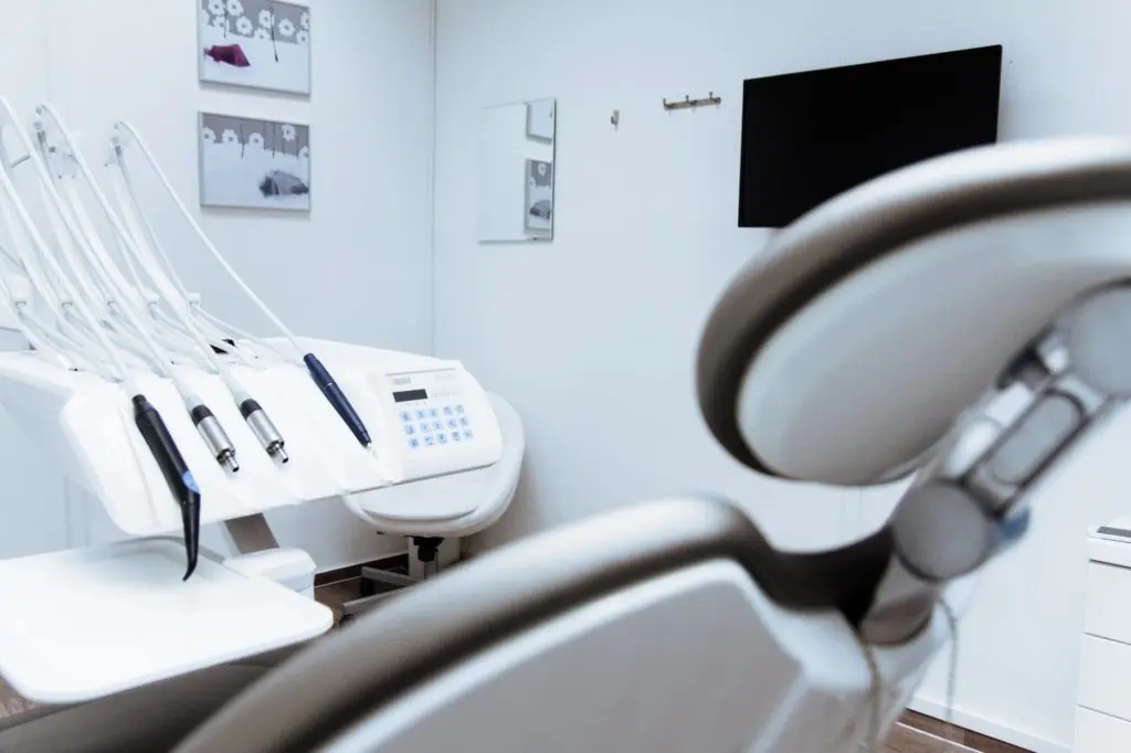 Los enfoques y técnicas de fisioterapia de maXum Therapy incluyen